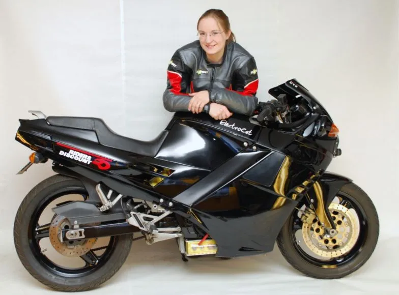 Eva Hakkanson and her record-setting 48V ElectroCat sport bike