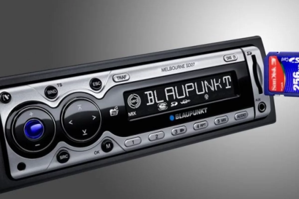 Melbourne SD27 - SD/MMC card-slot