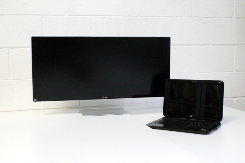 The ultrawide 34UM95-P is ideal for work with video, graphics or music sequencers (Photo: Stu Robarts/Gizmag)