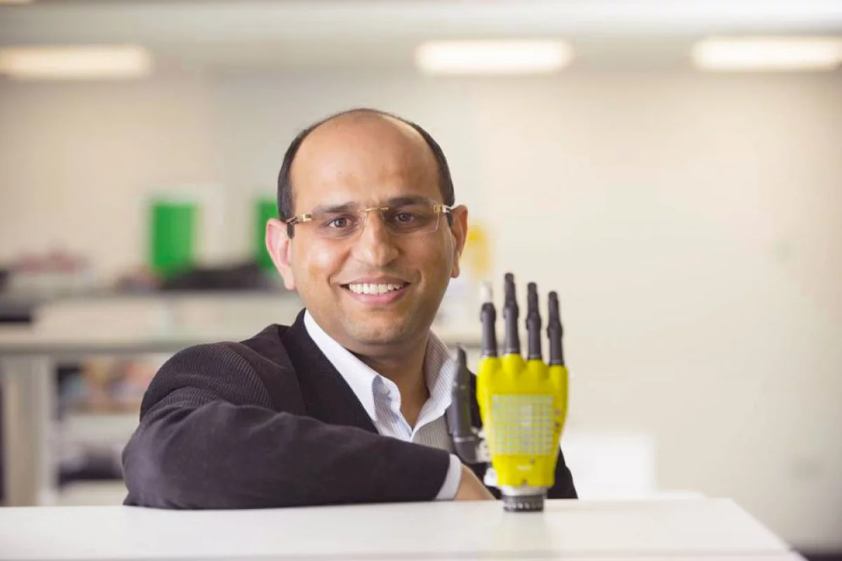 Next, Ravinder Dahiya will explore how some of the energy captured by the skin can be stored in batteries for later use