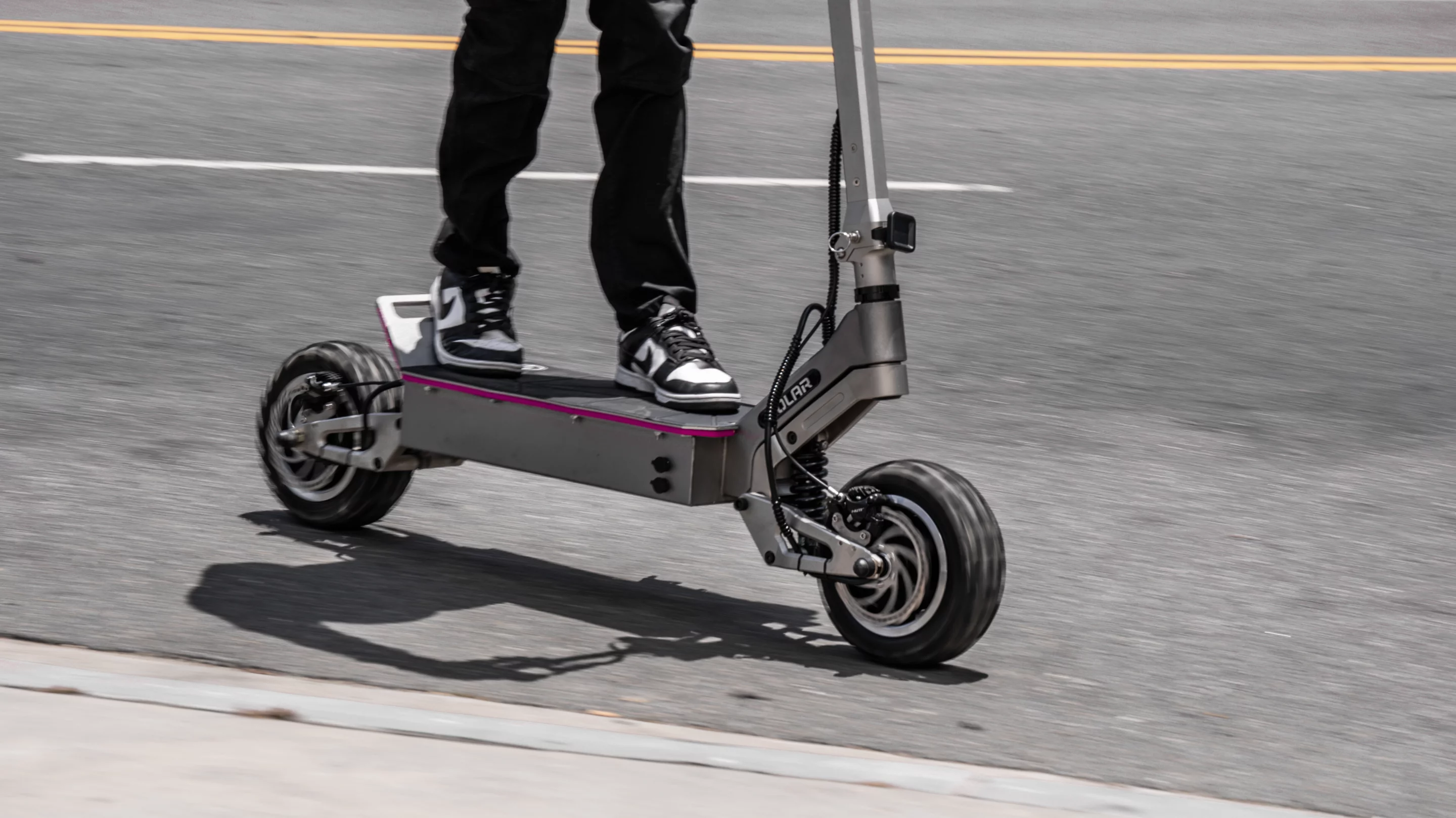 Full adjustable suspension custom-designed by EXA