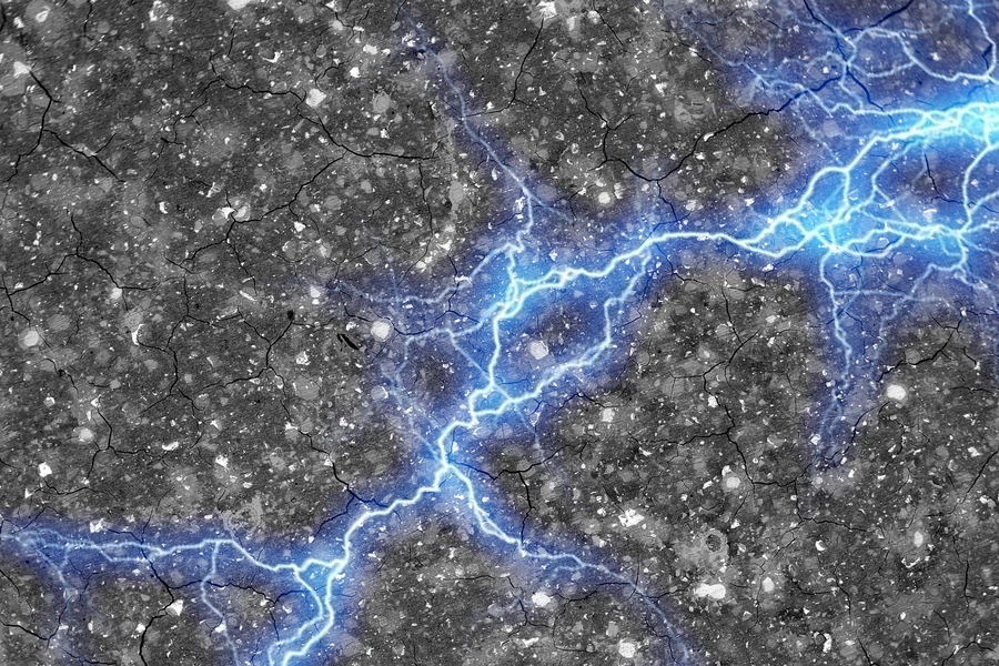 Cement and water, with a small amount of carbon black mixed in, self-assembles into fractal branches of conductive electrodes, turning concrete into an energy-storing supercapacitor