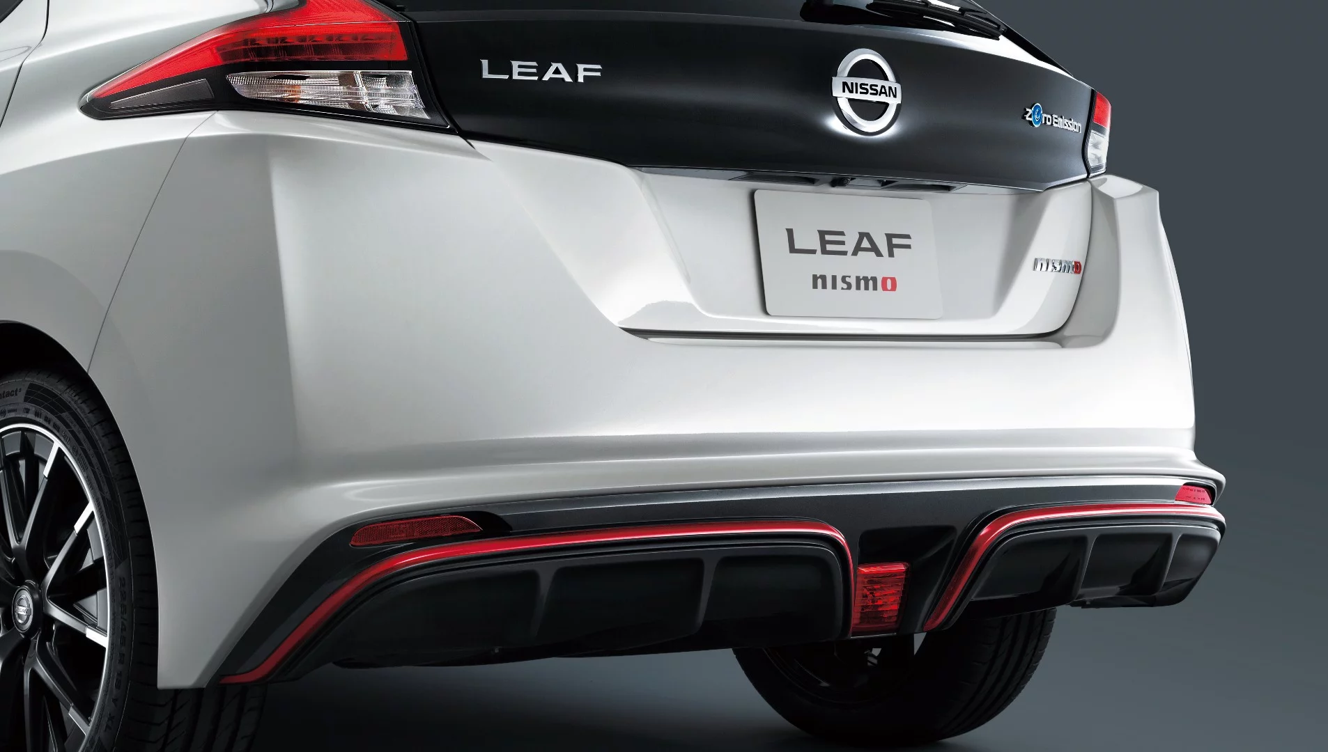 The Leaf Nismo will be available in nine colors including silver, two-tone black and dark grey