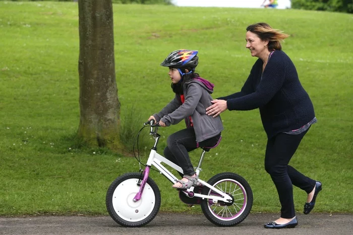 Once the child has mastered the art of balancing on their own, the flywheel component of the Control Hub can be removed, reducing the weight of the Jyrobike by 60 percent