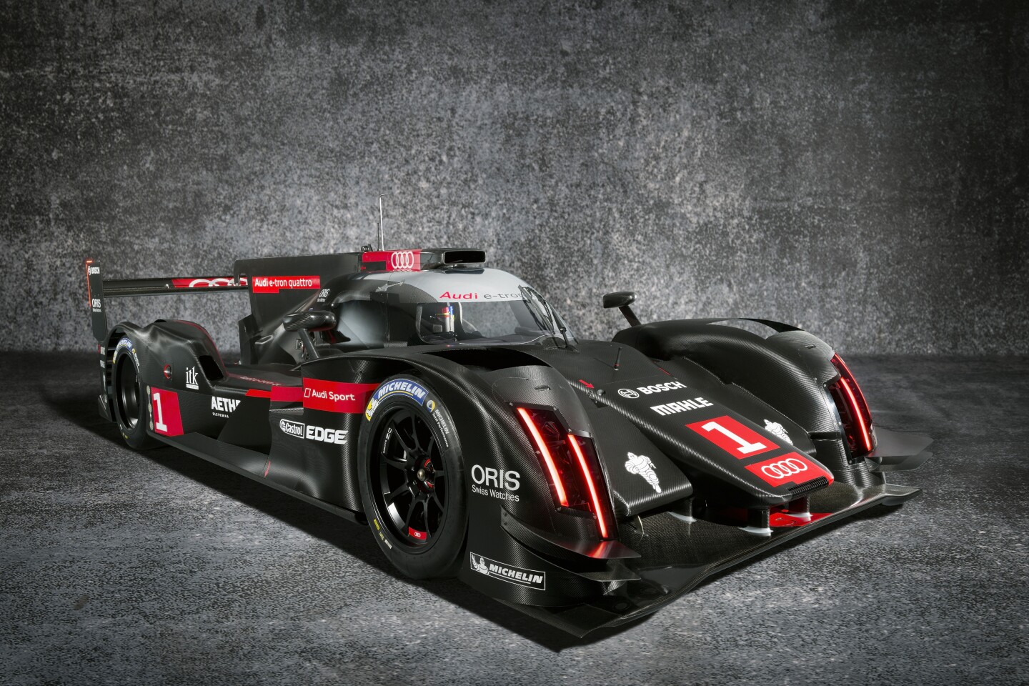 Similar to the KERS system used in Formula One, kinetic energy captured by the R18’s MGU during braking is stored and re-used to boost acceleration