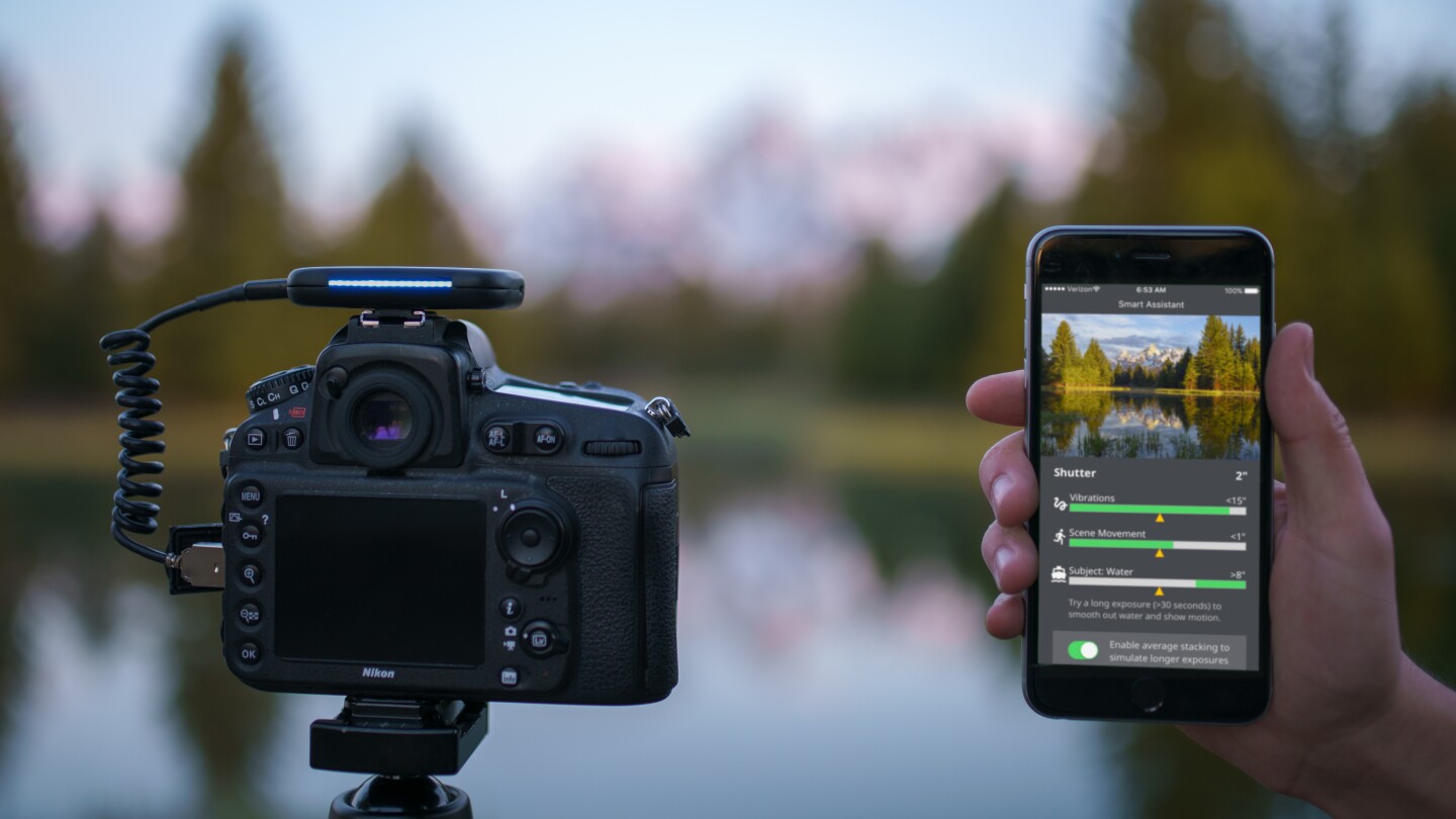 Serious photographers often like to manually control their settings, and the Arsenal lets them do so remotely