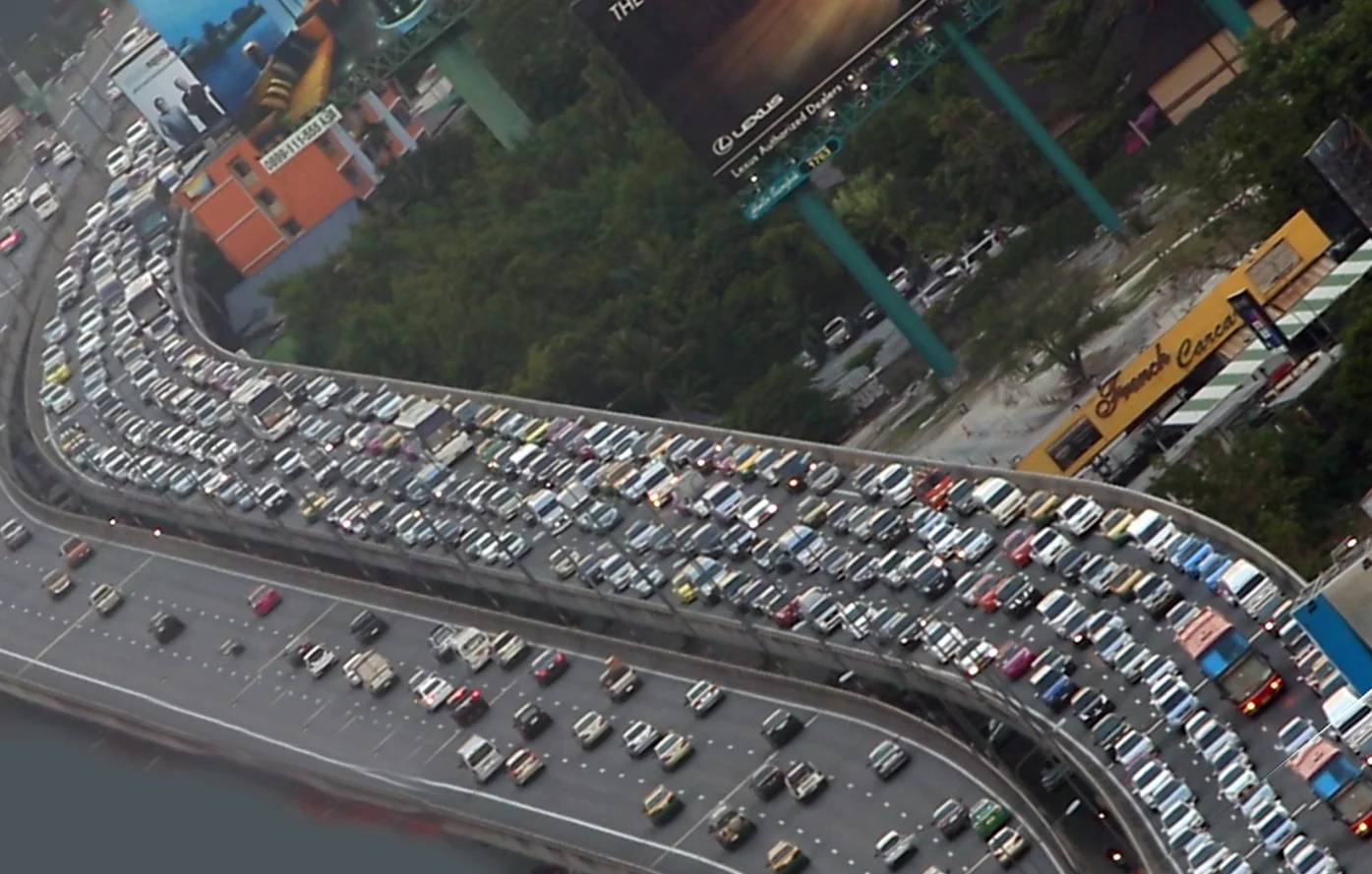 A detailed study by Belgian consultancy Transport & Mobility Leuven has found that a slight shift in traffic composition from cars to motorcycles significantly reduces traffic congestion and emissions.