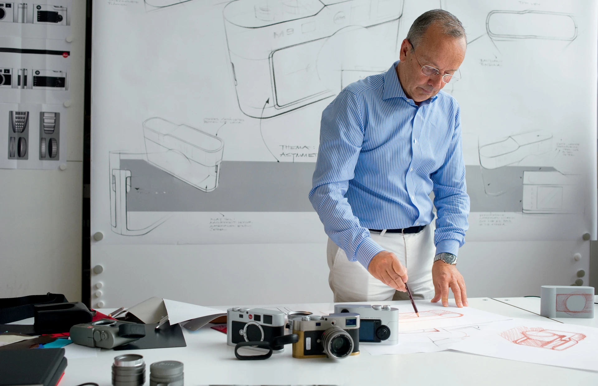 Designer DeSilva with the LEICA M9 Titanium