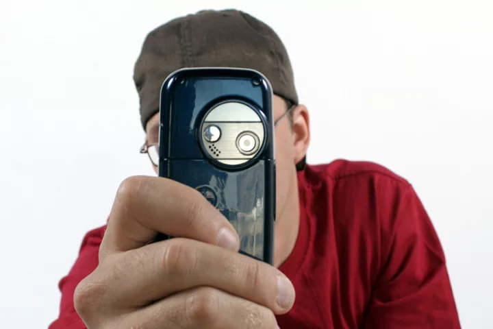 The PositionIt smartphone app can calculate the location of distant objects and track their speed and direction (Photo: Shutterstock)