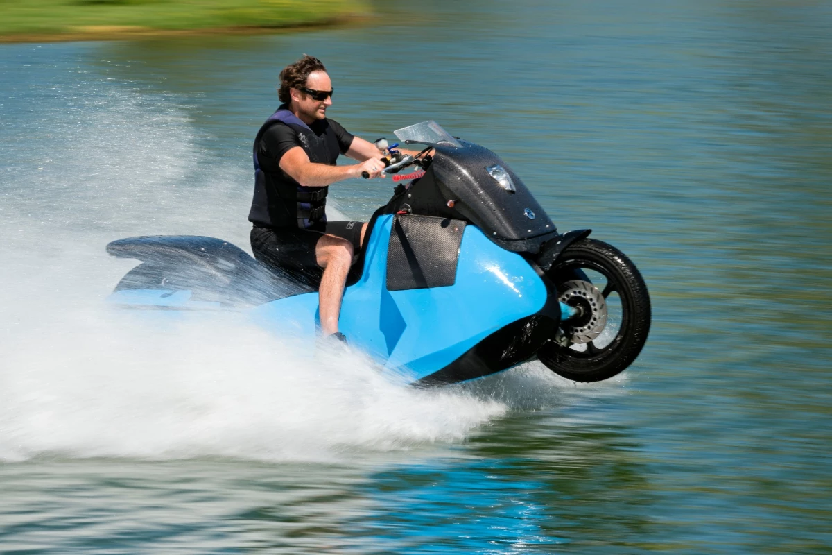 Gibbs Biski: top speed of 37mph on the water