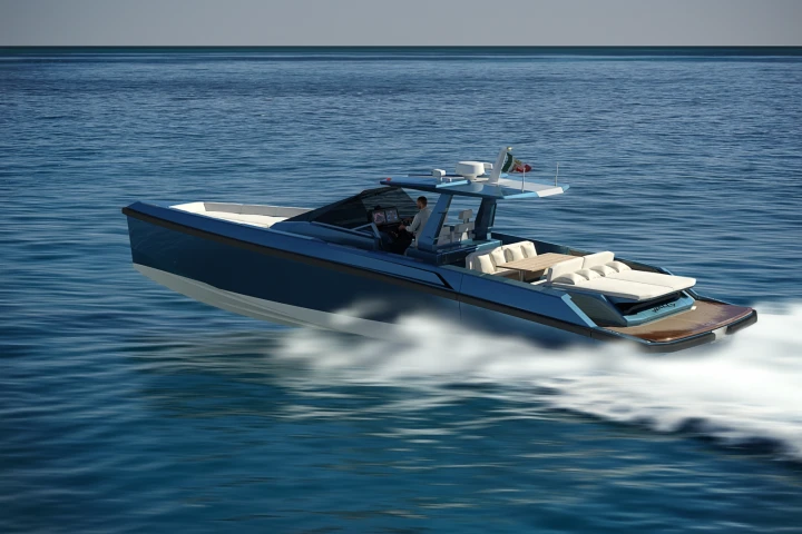 The 48 Wallytender has a top speed of 38 knots