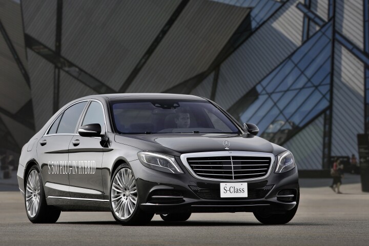 The S 500 Plug-In Hybrid has a 3.0-liter turbo V6 and 107-hp electric motor