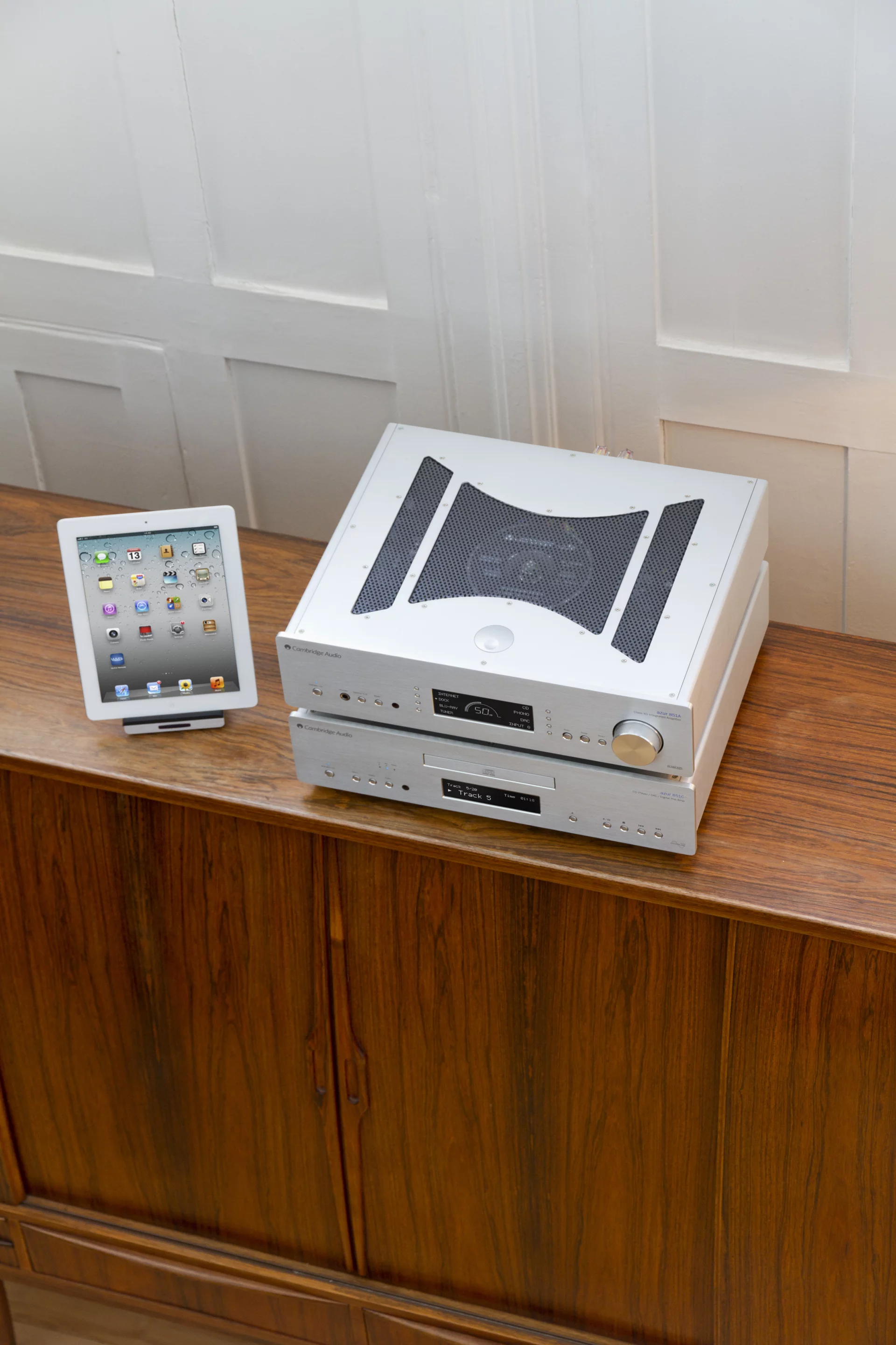 The existing Azur 851A and 851C from Cambridge Audio