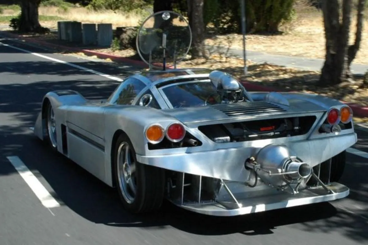 Custom built to break amphibious vehicle speed records, the aluminum and stainless steel Sea Lion is capable of speeds of around 180 mph (290 km/h)