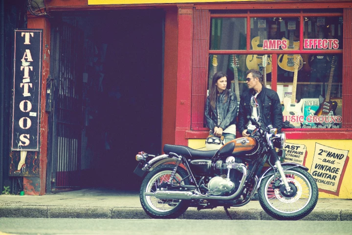 Kawasaki invested in a modern classic long before the scene evolved into a global trend and now completes this circle with the W800 Final Edition