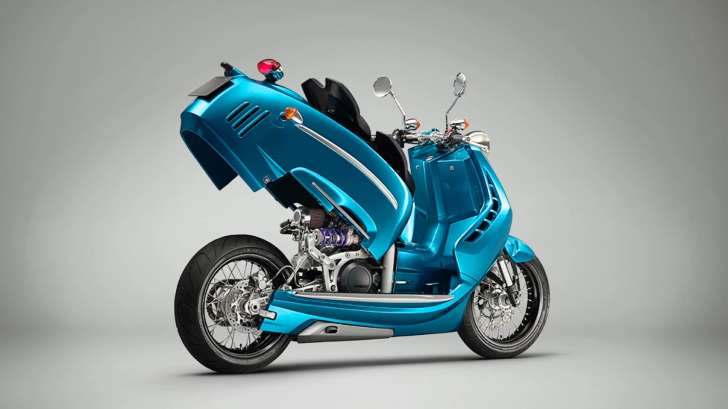 The Piper Moto J-Series gets high-quality underpinnings