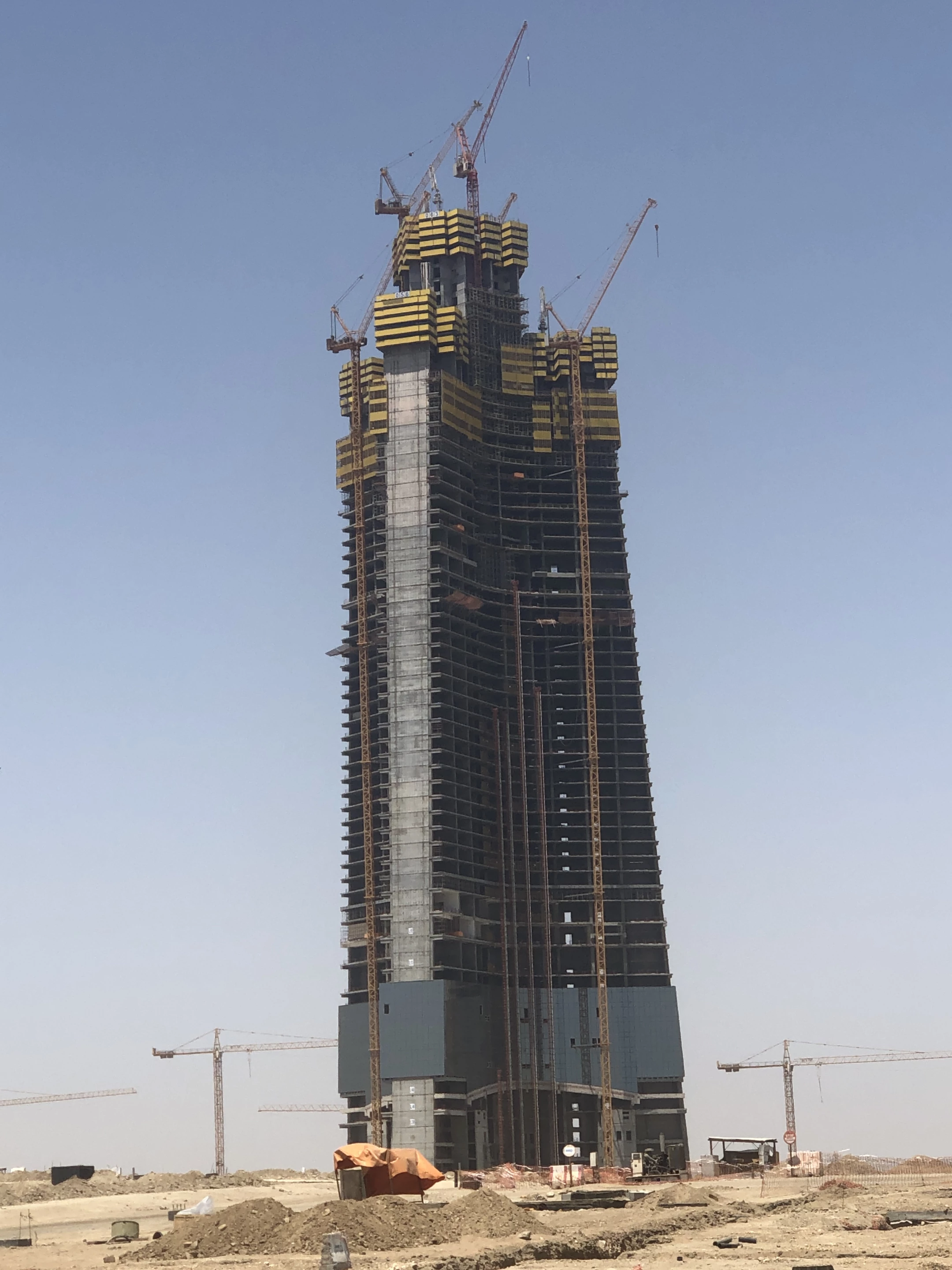 The JEC Tower in Saudi Arabia will become the first building in the world to reach a height of 1 km (0.62 miles)
