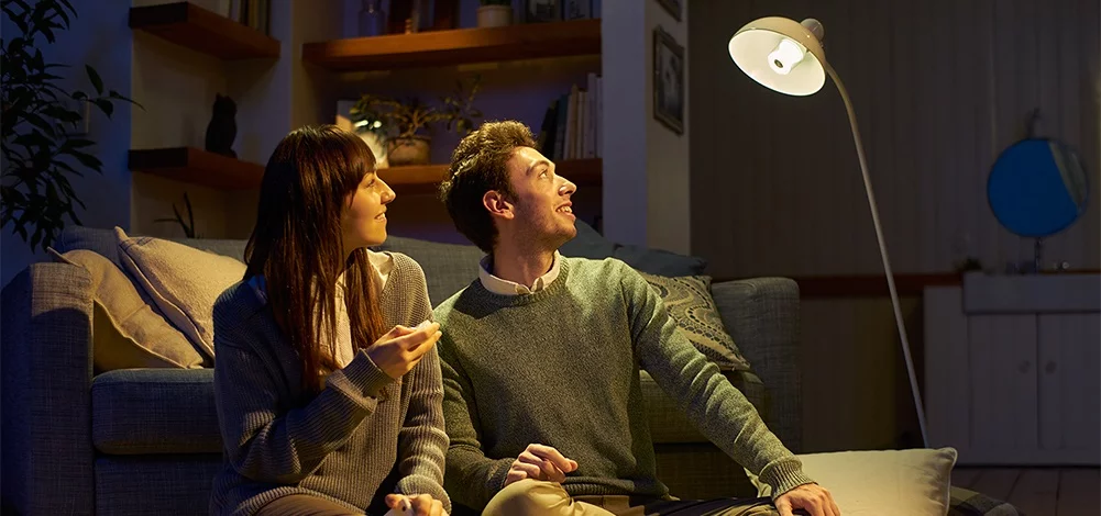 Sony's new LSPX-100E26J LED light bulb has a built-in Bluetooth speaker