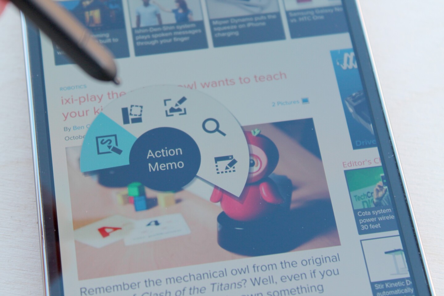 Action Memo lets you scribble a note and send it to another app