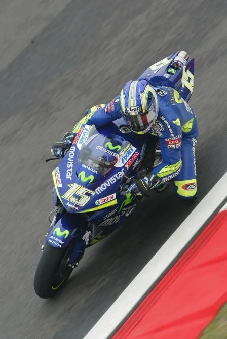 Gibernau was unlicky to slip two places in the final laps, costing him valuable points - it was a shame the track wasn't dry as Gibernau and Rossi would have had a closer race.