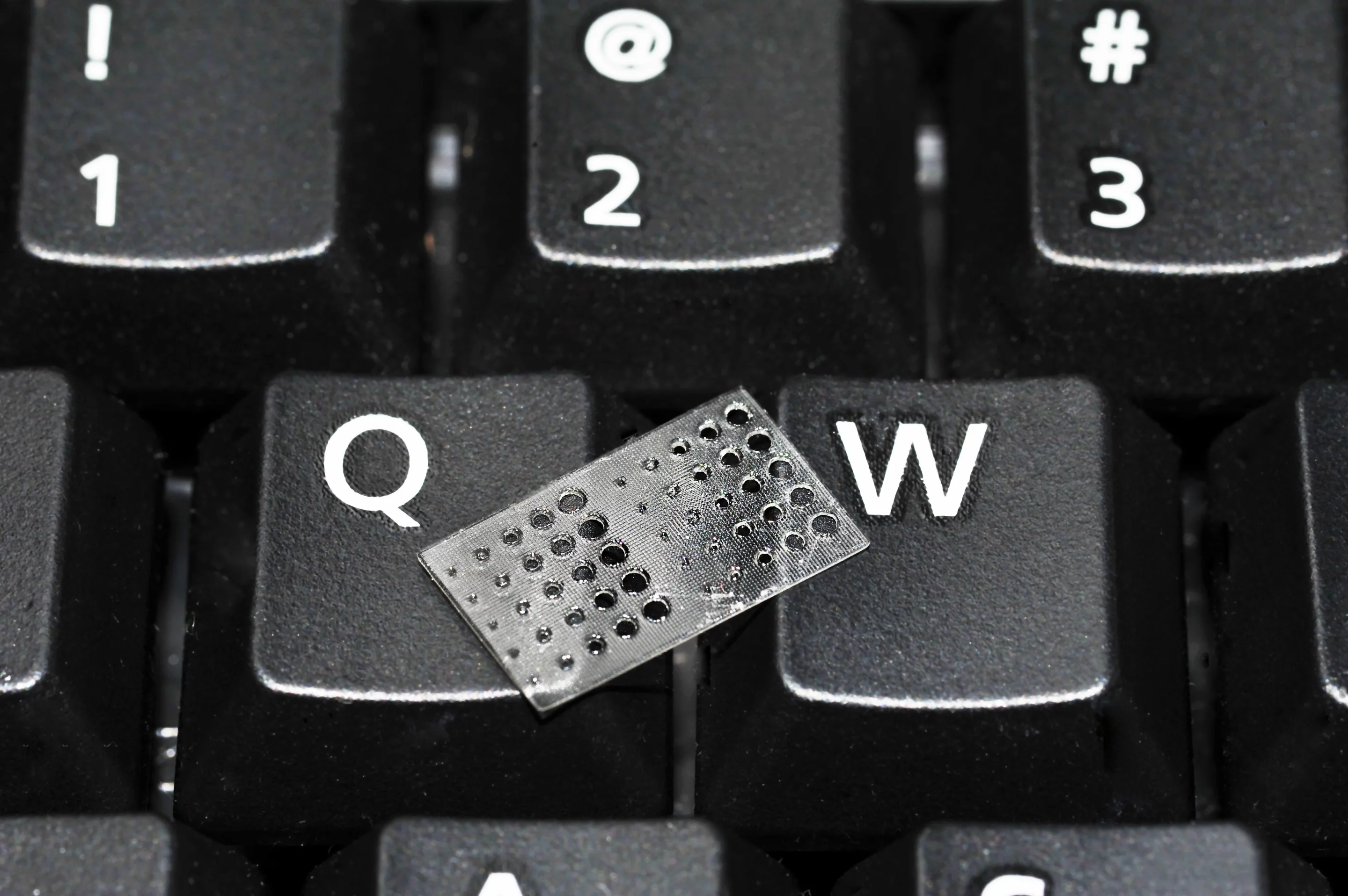 Test structure inserted into lab rats as part of the program to develop neural interfaces for prostheses (Image: Sandia Labs)