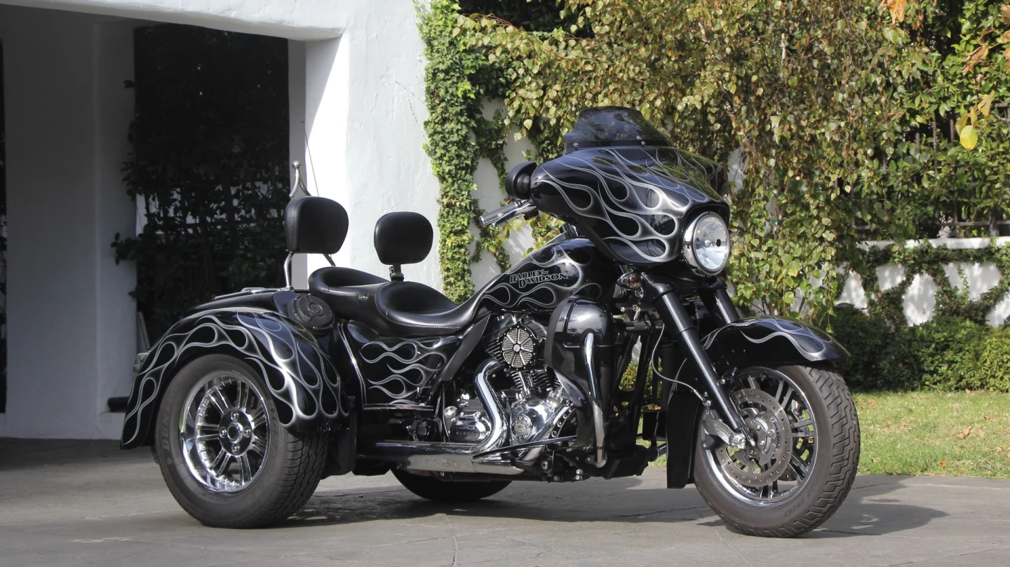 Formerly the property of the French Elvis, Johnny Hallyday, this custom Harley-Davidson Trike had less than 6,000 miles on the clock and sold with imagery of Hallyday riding it with his wife, Laeticia. It fetched $73,520 (€ 60,000)