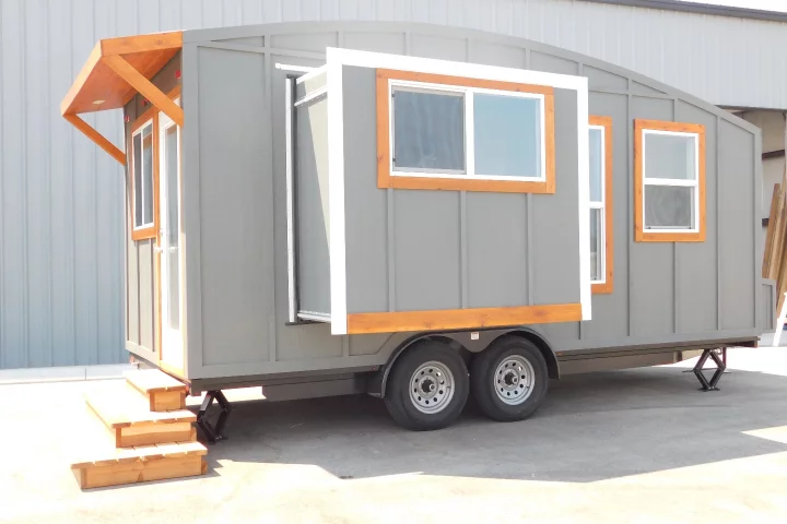 The Ozark is currently on the market for US$39,900
