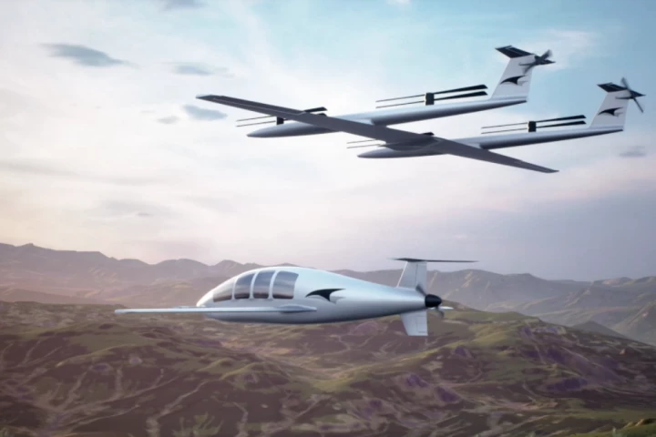 Talyn's autonomous Lift vehicle has its own glider-style wing and pusher props, allowing it to rendezvous with the Cruise vehicle