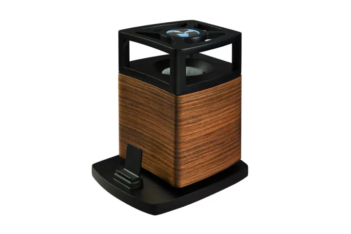 My Pet Speaker is a sound system that eliminates high and low frequencies in music to cater for pets' sensitive ears