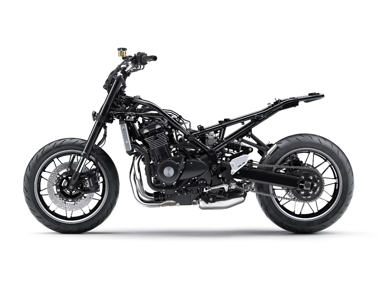 Kawasaki lowered the subframe and narrowed the central frame section for the 2018 Kawasaki Z900RS