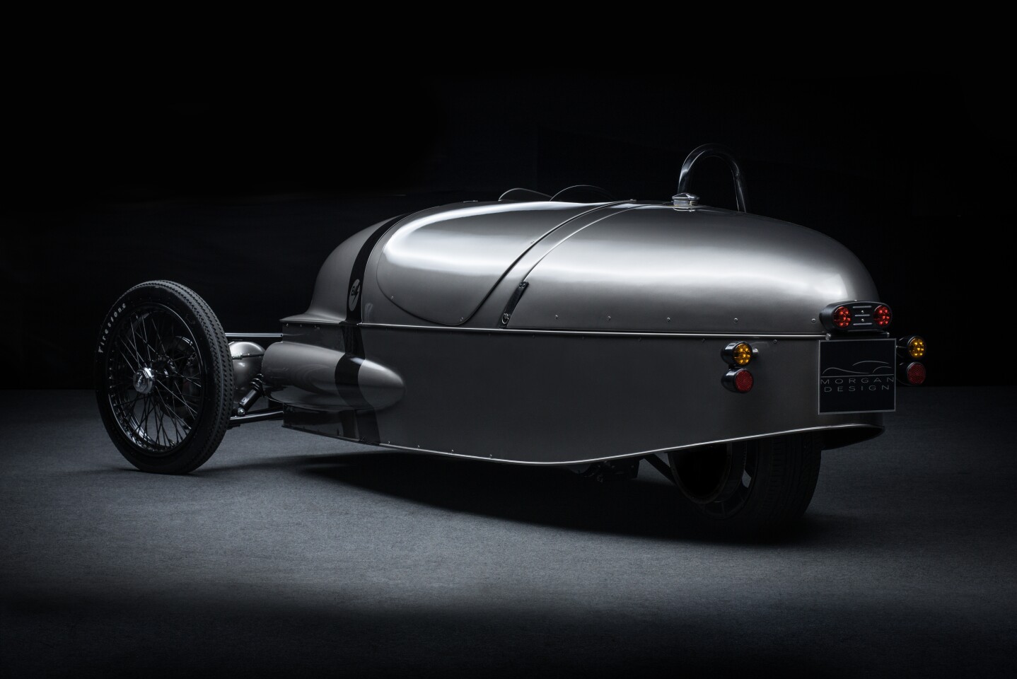 The 3-wheeler's dramatic tail is unchanged for the EV3