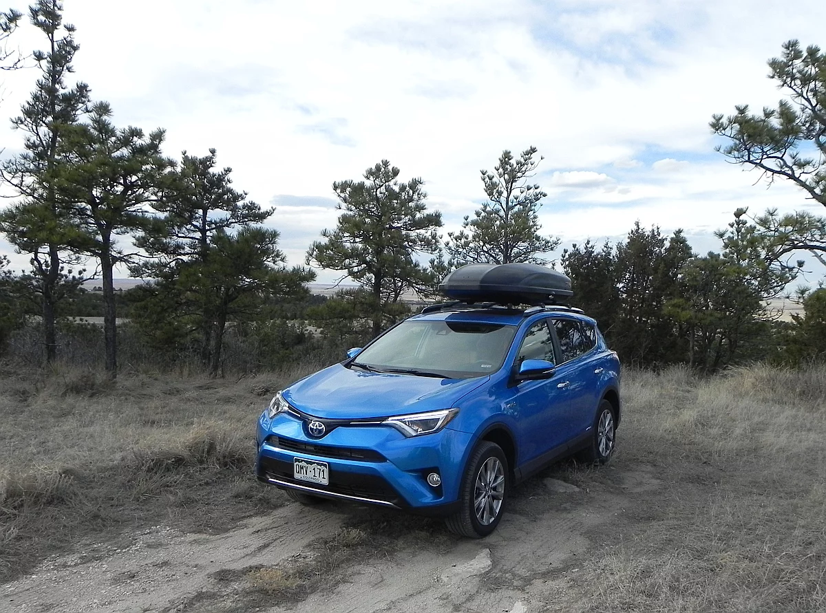 The 2016 Toyota RAV4 Hybrid has an EPA rating of 33 mpg combined, with 34 mpg in the city and 31 mpg on the highway