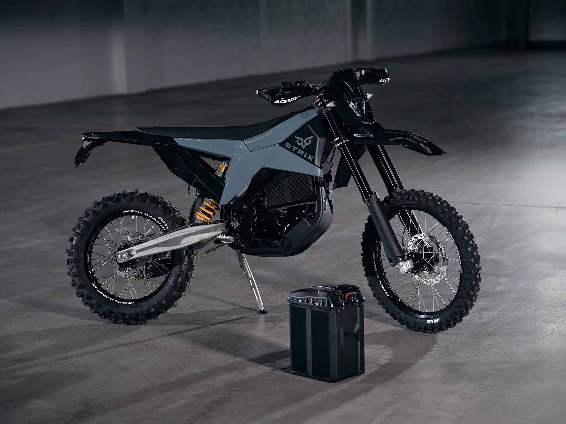 The STRiX enduro is based on a military and defense platform