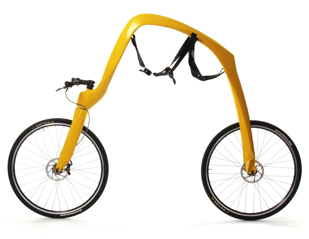 Even stationary and riderless, the Fliz looks rather odd