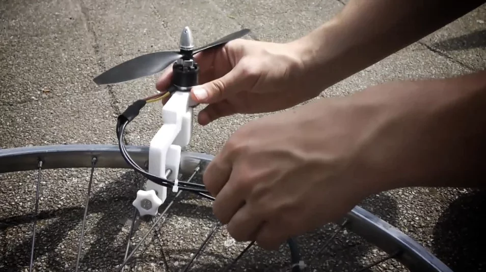 Jasper van Loenen's Drone It Yourself turns everyday objects into flying quadrotor UAVs (Video still: Jasper van Loenen/Mathijs van Oosterhoudt)