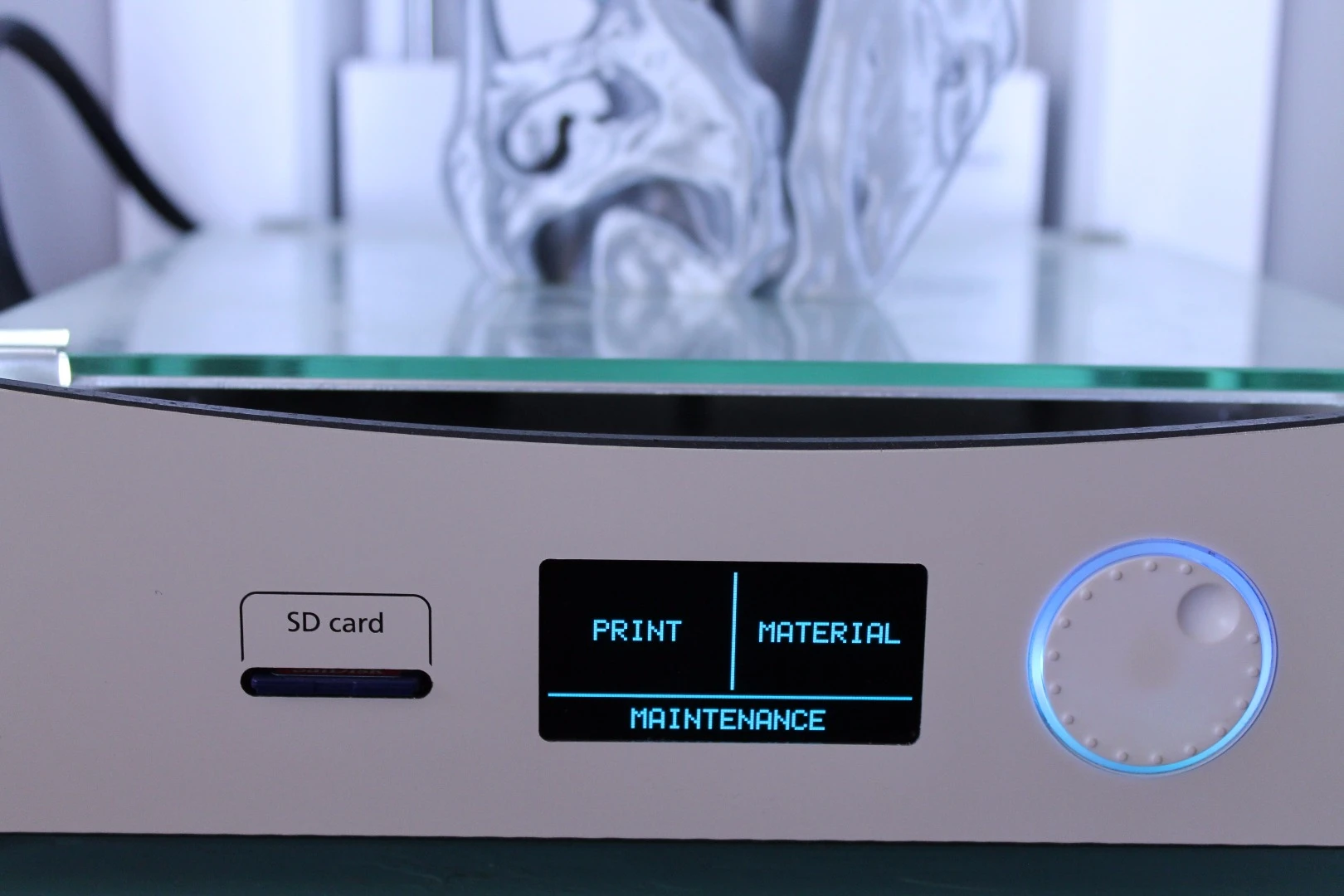 A simple interface operates off an SD card slot and control dial