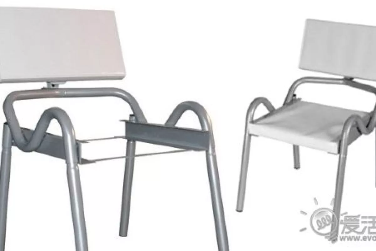 The SatPlus Sat Chair is the equivalent of a 60cm traditional satellite dish