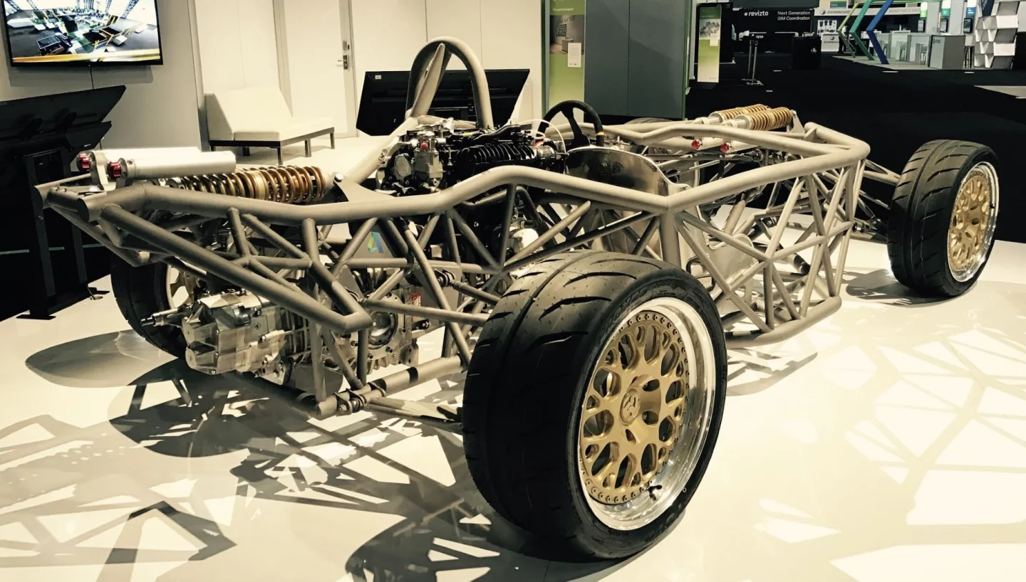 Hackrod's 'La Bandita' - the unique frame design has been generatively improved