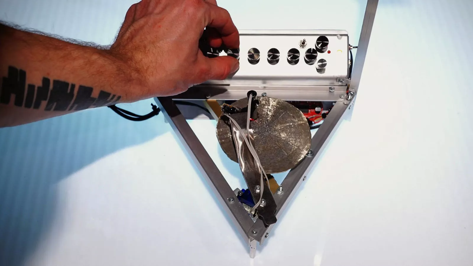 The sounds can be tweaked using the dials and knobs along Ra's control board