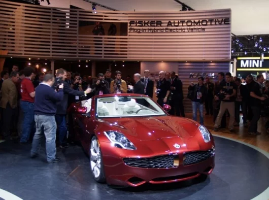 The international press scramble to get close to the new Karma S in Detroit