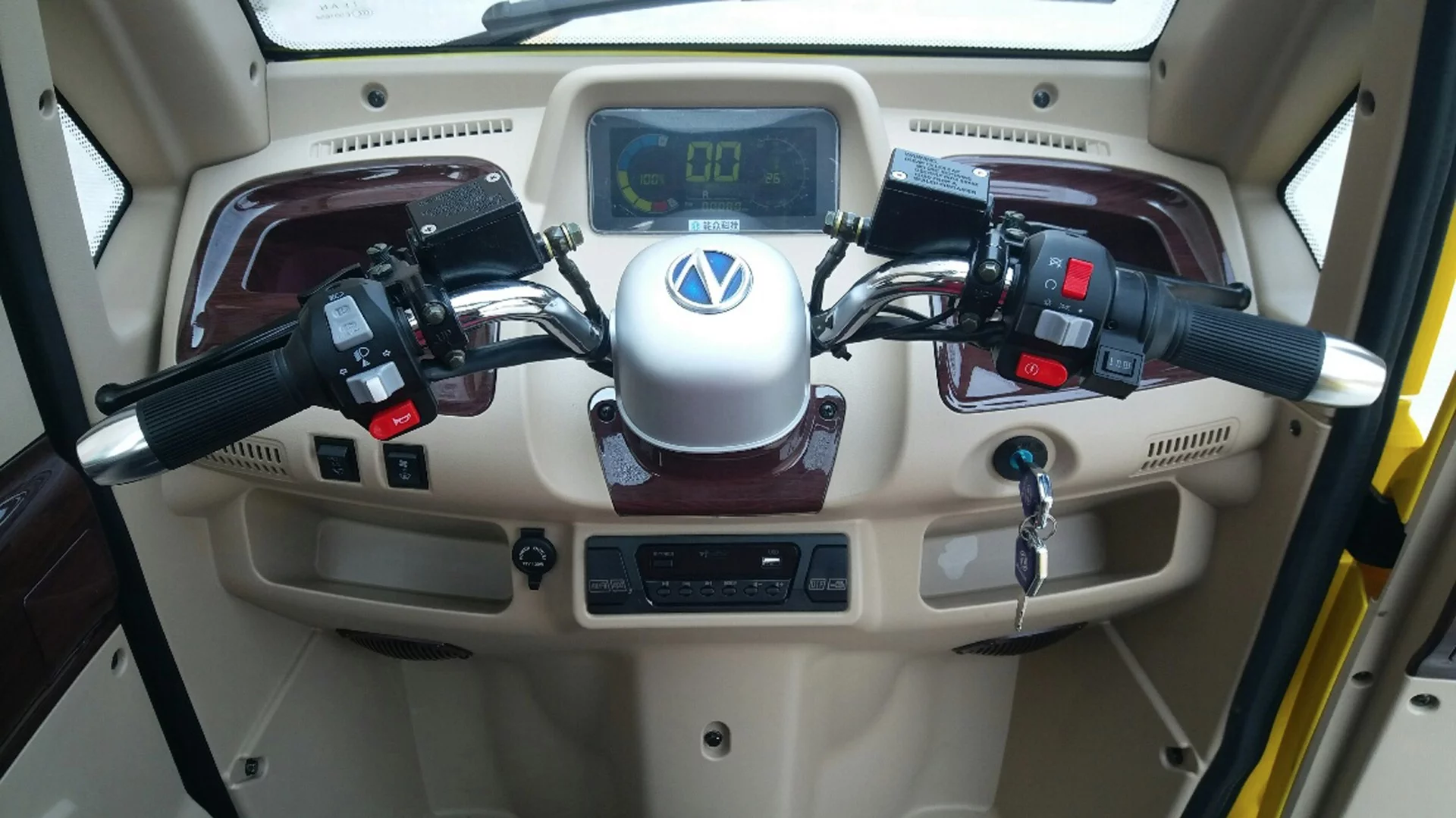 ZEV T3-1 Micro: handlebars with brake levers