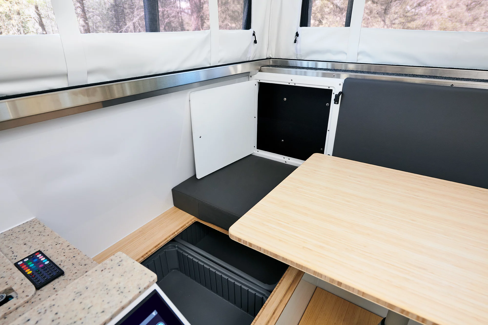 The dining benches have under-seat storage