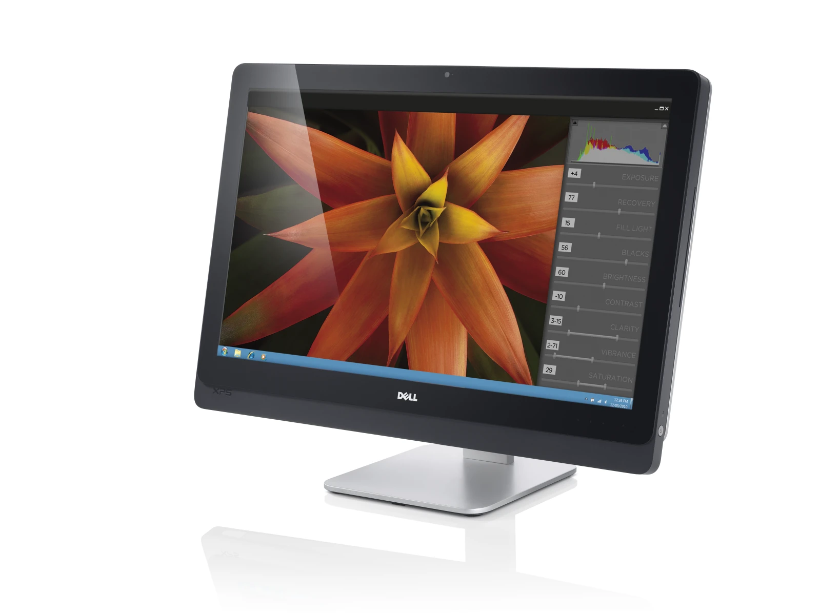 The XPS One 27 is powered by either a third gen Intel Core i5-3450s or a third gen Core i7-377s processor