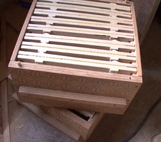 A module of the stacking Barcelona Warré hive (Photo: Open Source Beehives)