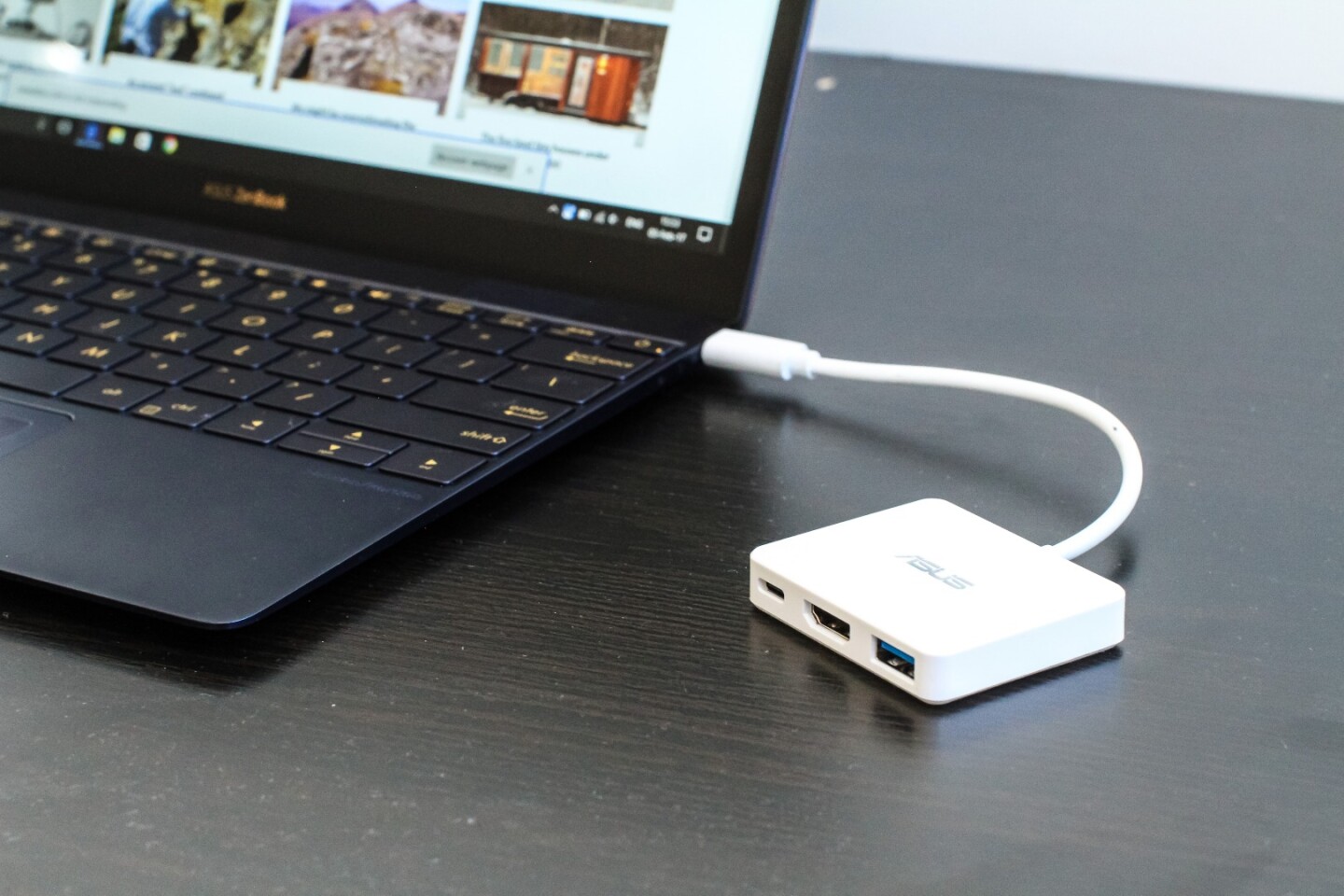 Asus Zenbook 3: other extension dongles are available