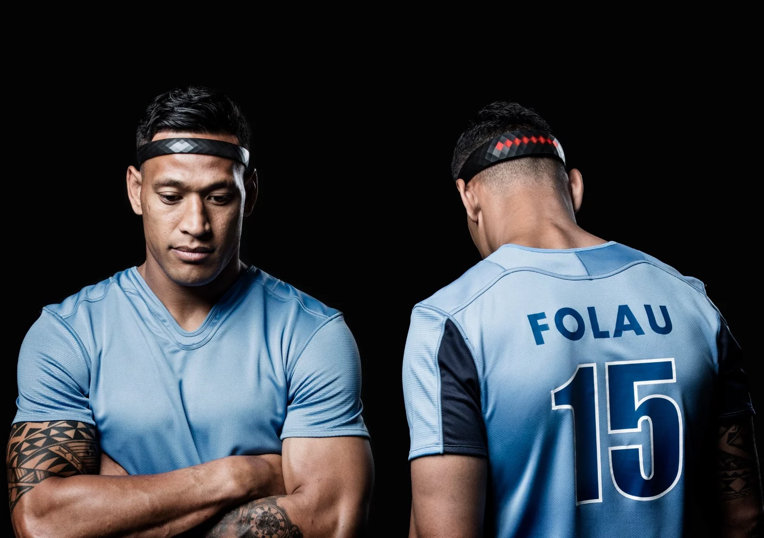 LED lights flash yellow, orange or red to indicate the severity of the knock