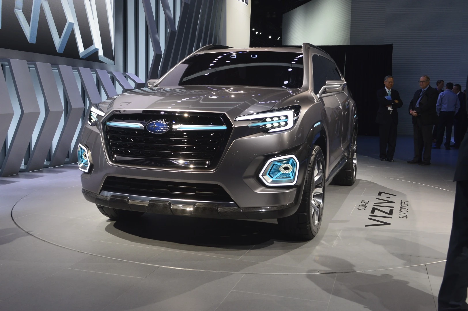 The Viziv-7 has the same hawk eye headlamps we've seen on previous Subaru concepts