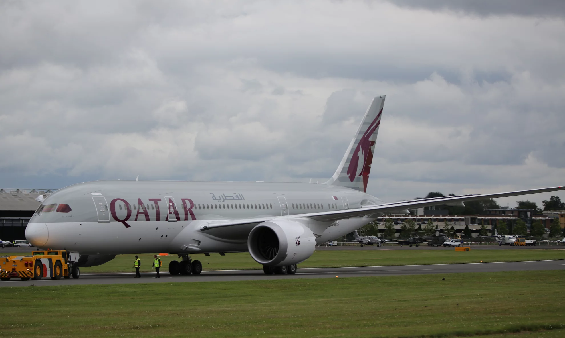 Qatar Airways' 787 Dreamliner on the ground (Photo: Gizmag)