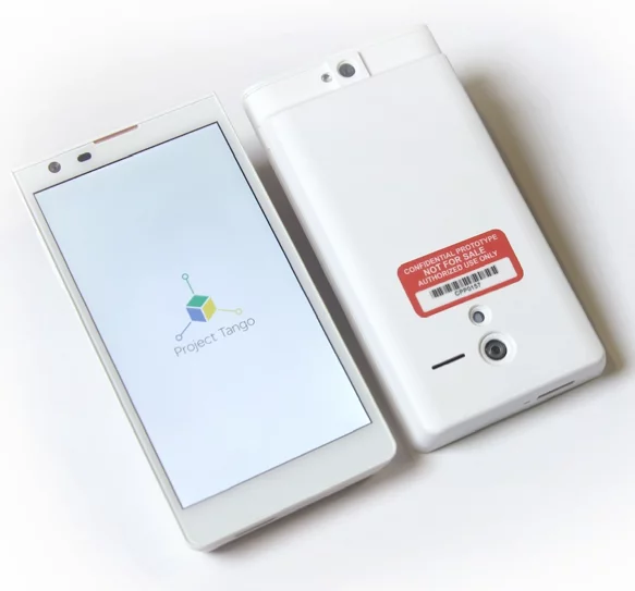 Google is offering 200 prototype development kits to qualified applicants to help improve the device and come up with new apps to exploit its capabilities