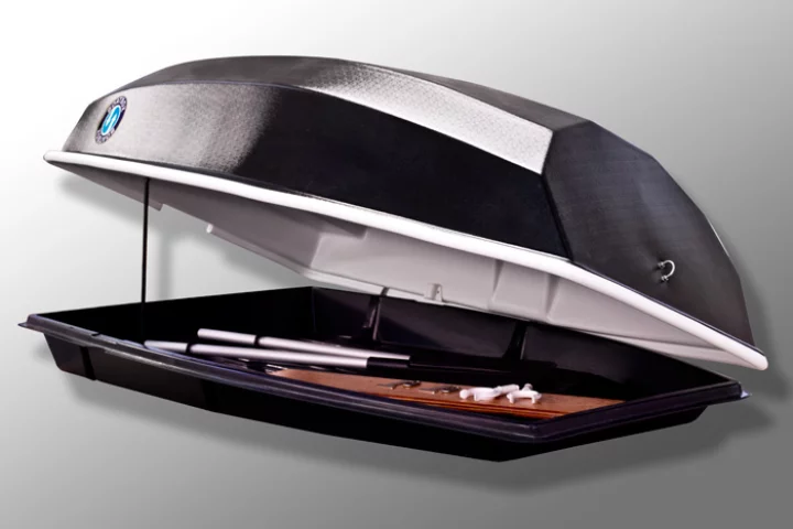 The lid of the Boatbox detaches to serve as a boat